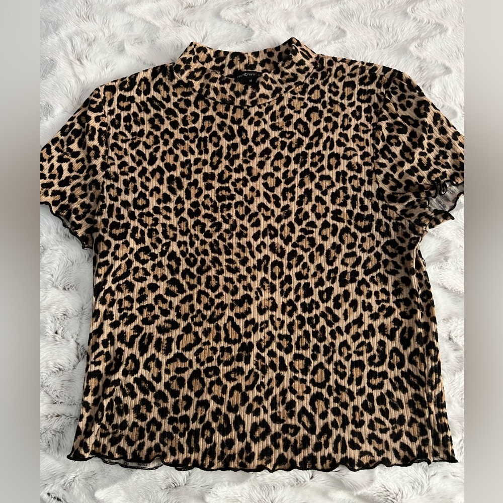 Cute mock neck cheetah print shirt